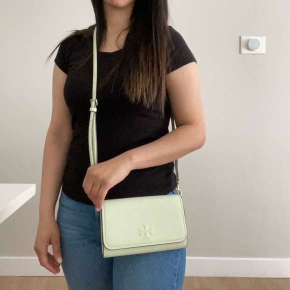 New✨authentic tory burch thea flat tory burch croasbody  (mint green color) - Picture 16 of 16